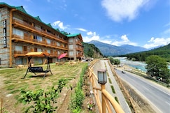 Shirar Resort and Spa (A Truly Riverside Resort), Manali