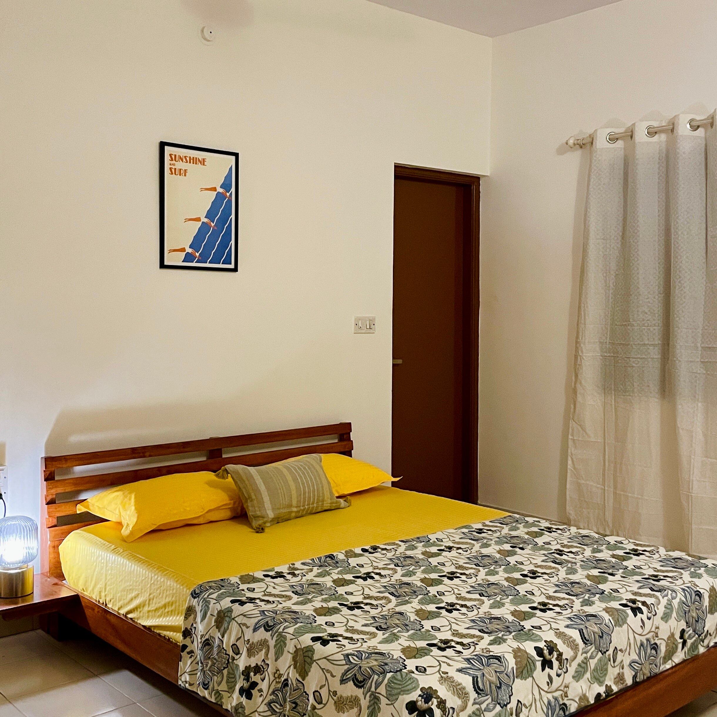 Modern 2BHK in Koramangla - Tap to explore photos