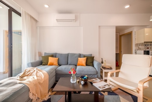 tisyastays | Quaint & Picturesque 2BHK Apartment