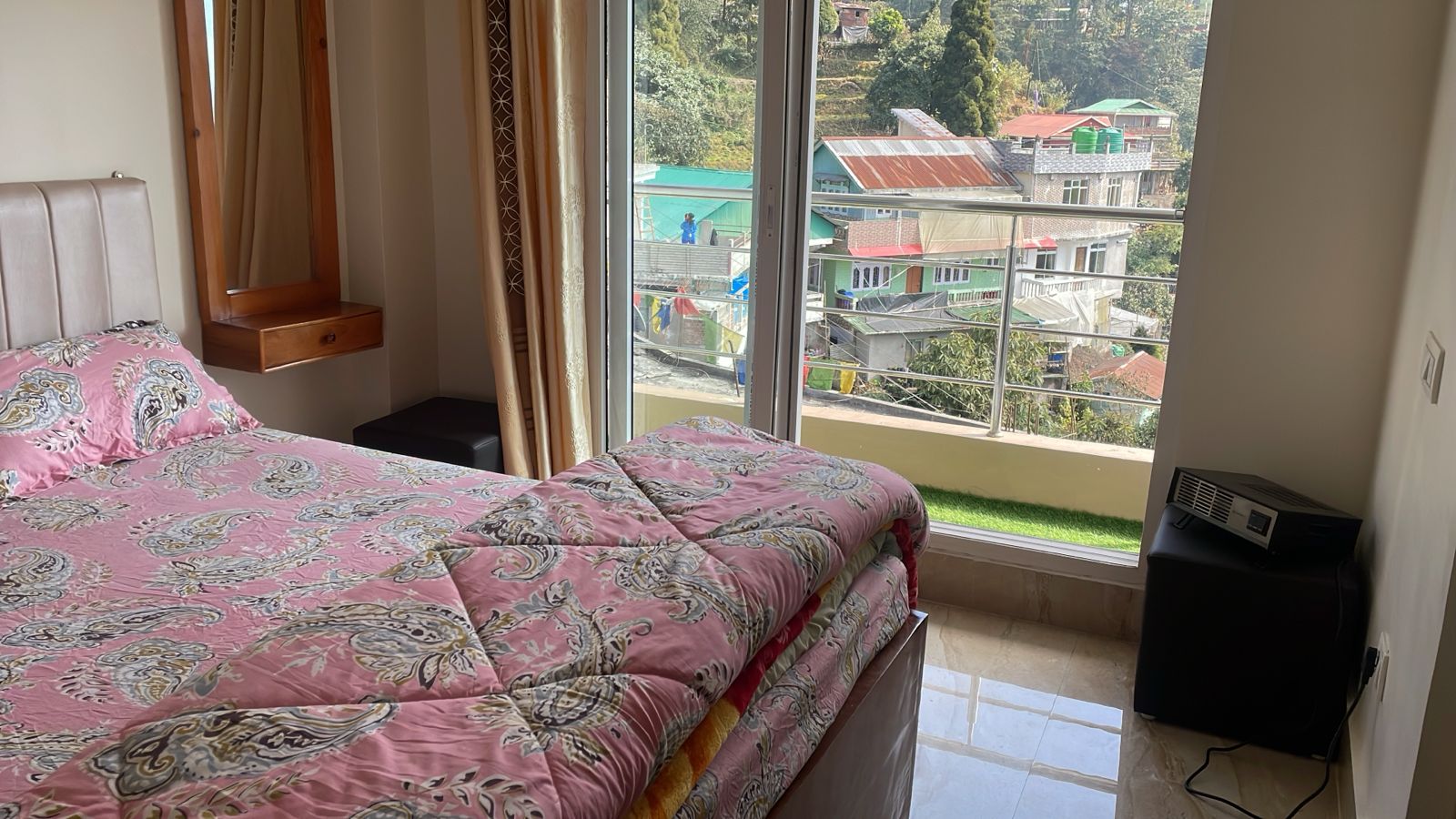 Namo Hill Homestay Near Batasia Loop - Tap to explore photos