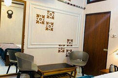 KS Homestay, Varanasi