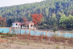 SURJANI HOTEL & RESORT, Ramgarh