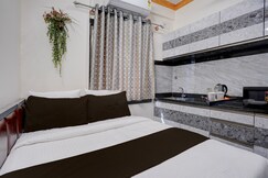 Townhouse Koramangala Road Complex Formerly Parkash Tower, Bangalore