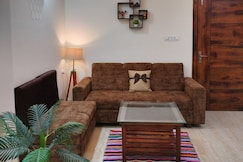 Blue Heart Home | 1 BHK-Spacious Flat in Tapovan, Rishikesh