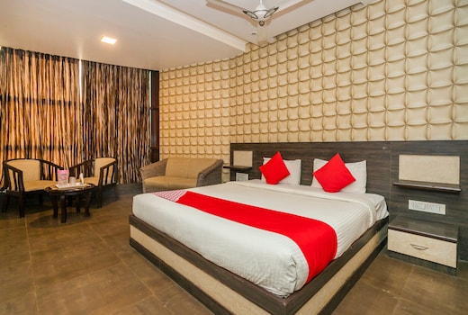 Super Collection O Indian Suites Near Sitara Restaurant