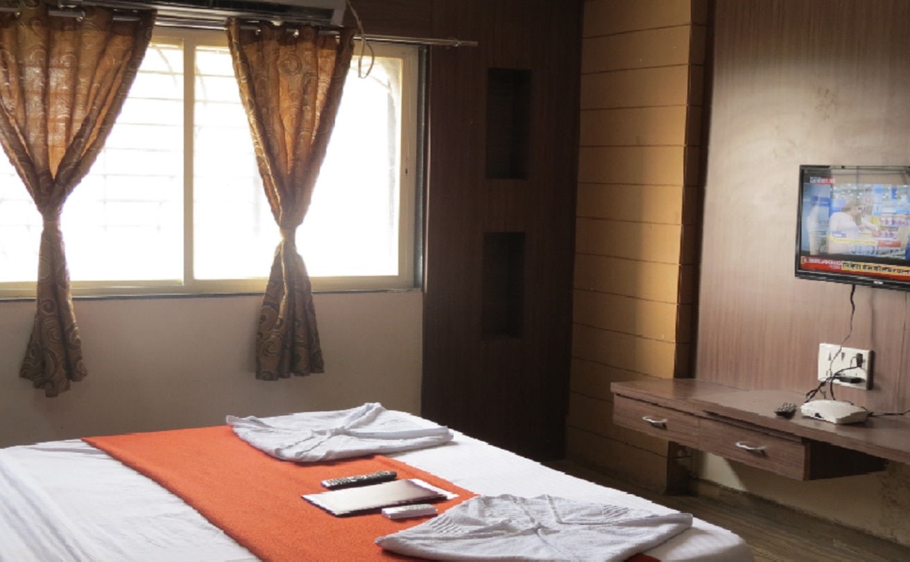 Hotel Vikrant Palace