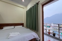 Colourbox homestay, Srinagar, Uttrakhand