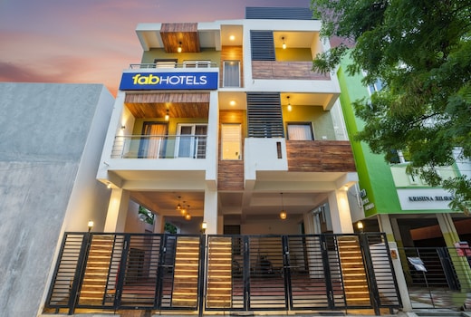 FabExpress Town Space Apartment - Nr Saravana Stores, Porur