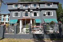 Hotel Nishat View, Srinagar