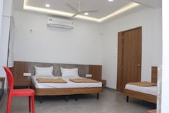 Hotel Laxmi Inn, Kolhapur