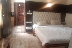 THE ANS DELUXE SUITES AND IN, Ramanagara
