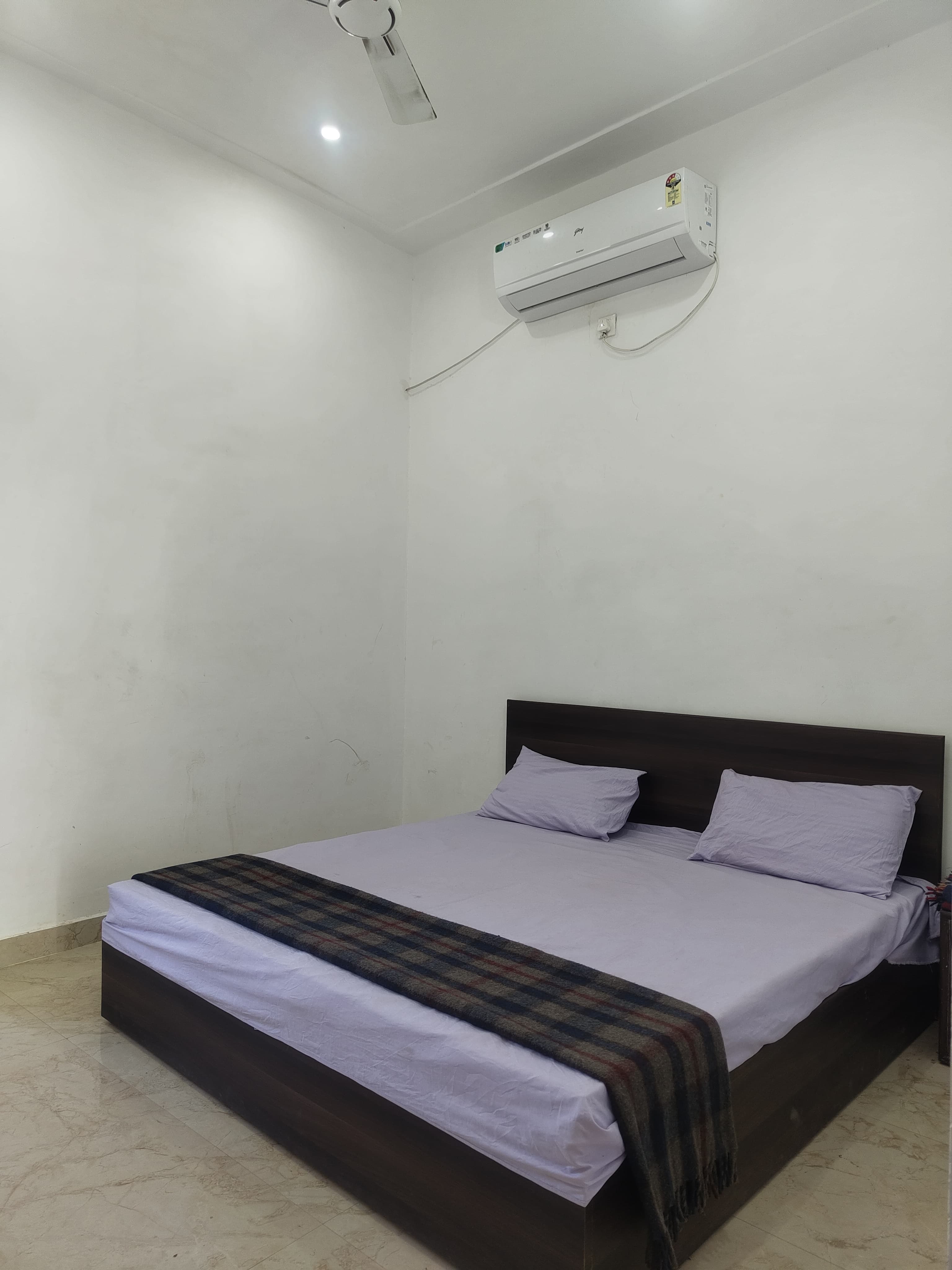Tosh Guest House And Gusai ji Restaurant - Tap to explore photos