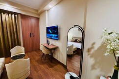 Homestay Omaxe half day 12pm to 6pm, Greater Noida