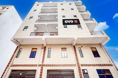 Hotel O Divine Stay, Gurgaon