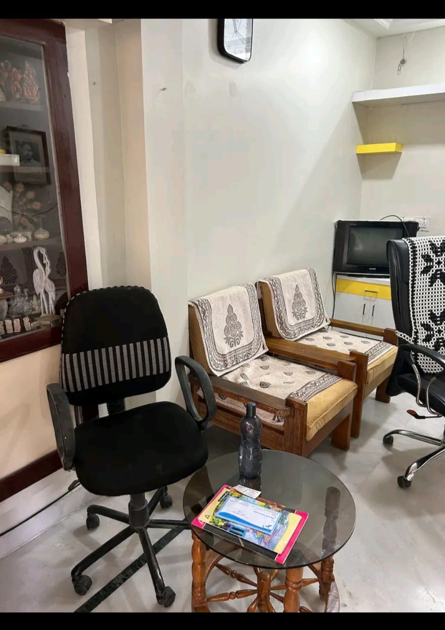 CHANDRAJYOTI VILLA HOME STAY. - Tap to explore photos