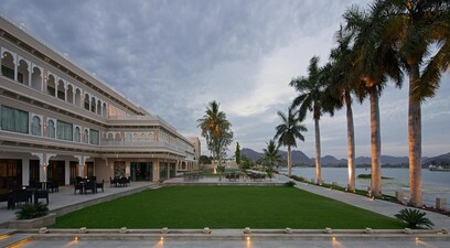 Hotel Lakend