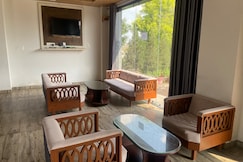 Celebrate Inn, Omkareshwar