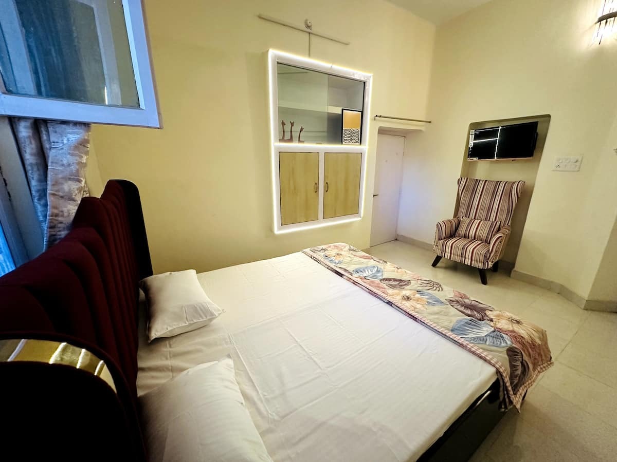 Konamae | Entire 3BHK Apartment - Tap to explore photos
