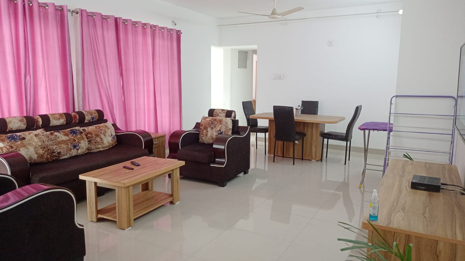 Premium 2bhk Service Apartment in Kalyani Nagar - Tap to explore photos