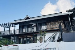 The Beanberry Stays, Bhimtal