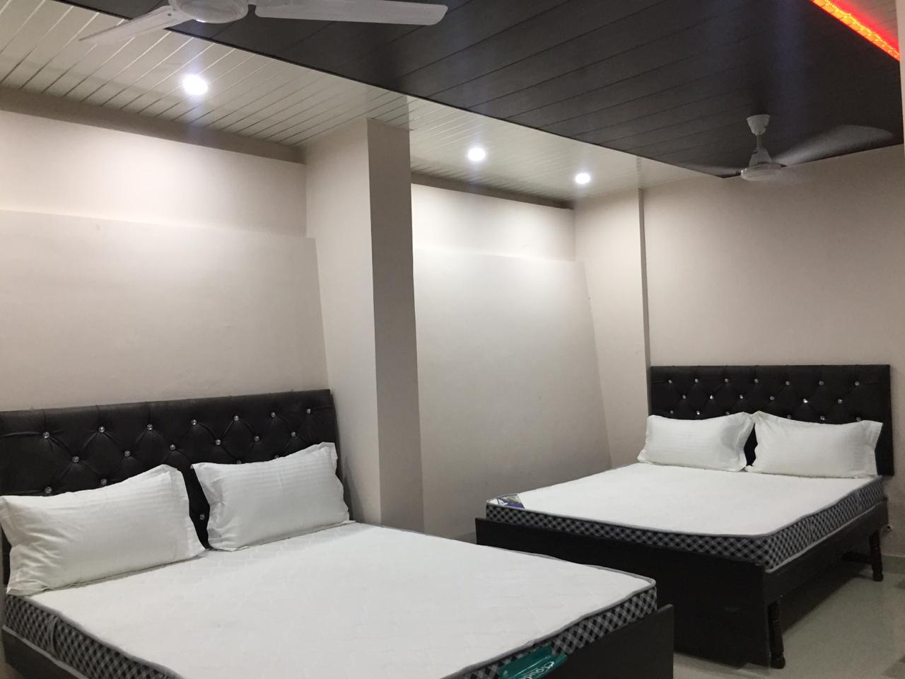 Tawi Lake View Hotel and Restaurant - Tap to explore photos
