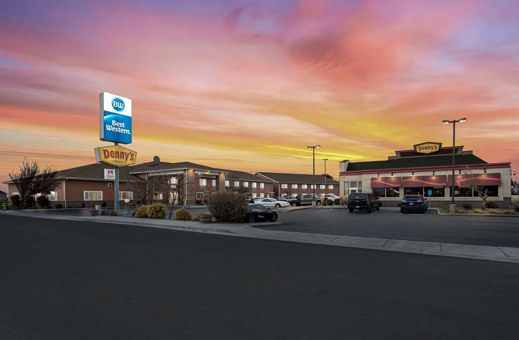 Best Western Hermiston Inn - Tap to explore photos