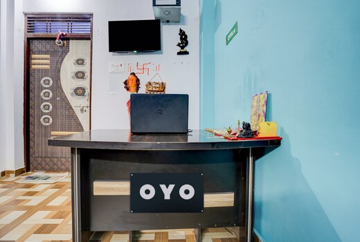 Hotel O City 99 Stay Inn Sarnath station