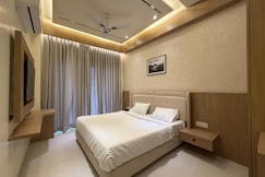 Hotel Krushnakunj, Shegaon
