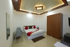 Hotel 101, Noida