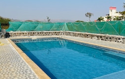 Swimming Pool 1
