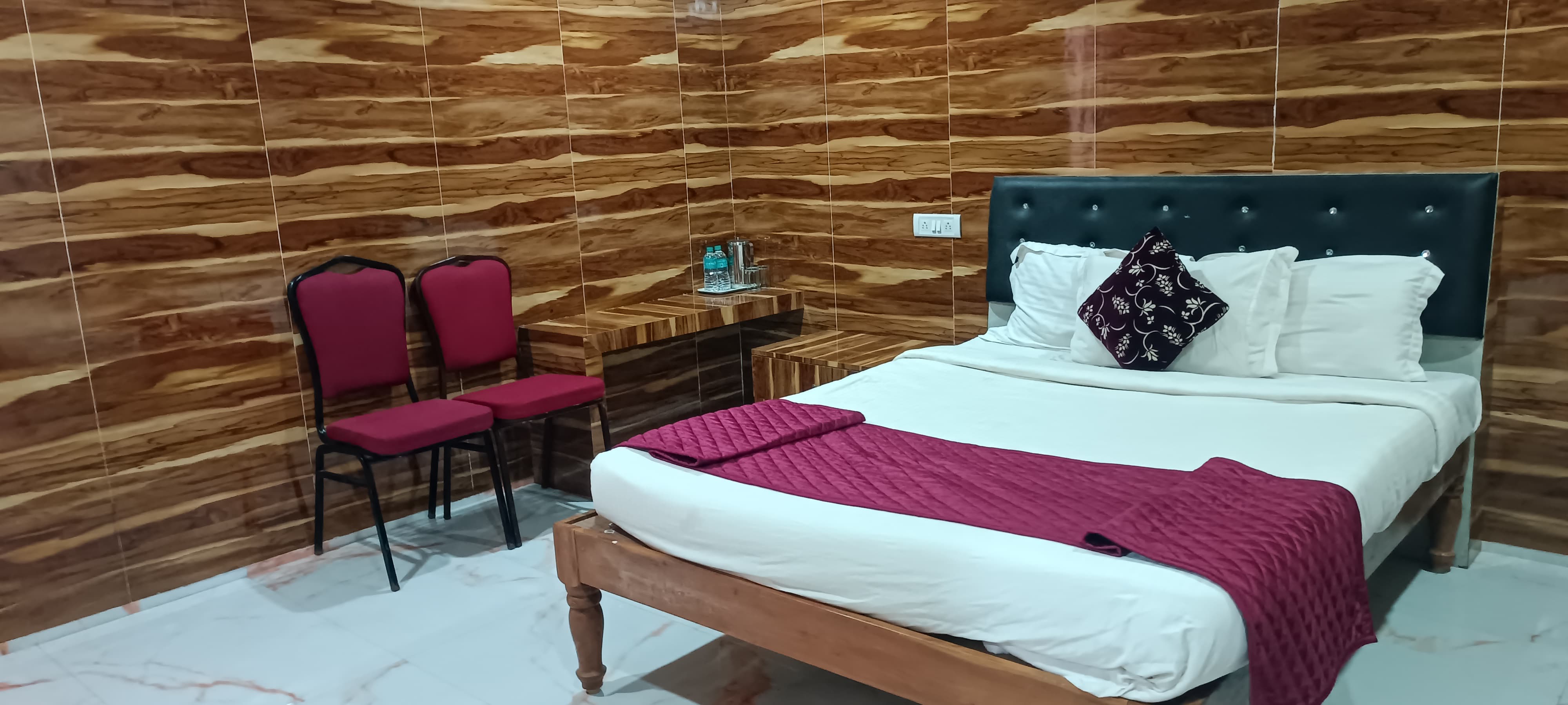 Thavika Onila Resort, Yelagiri - Tap to explore photos