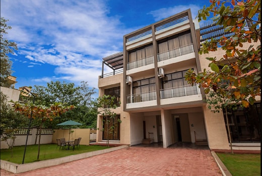 StayVista | Greenwoods Eight 5 BHK Villa