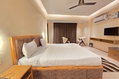 Hotel The Polo, Srinagar