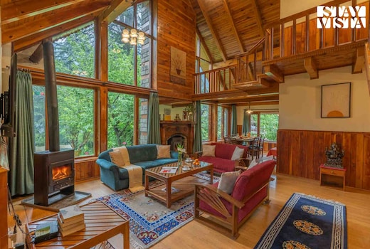 StayVista at Golden Pine @Retreat Cottages