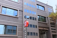 HOTEL POONAM