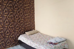 AAI TULAJAI BHAVANI HOMESTAY VACATION HOME, Nevasa