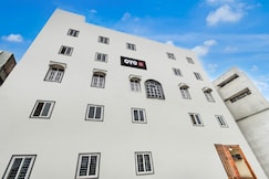 Hotel O Golden Paradise, Hyderabad