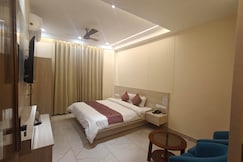 Hotel Devaaya Palace @ Laxman Jhula, Rishikesh