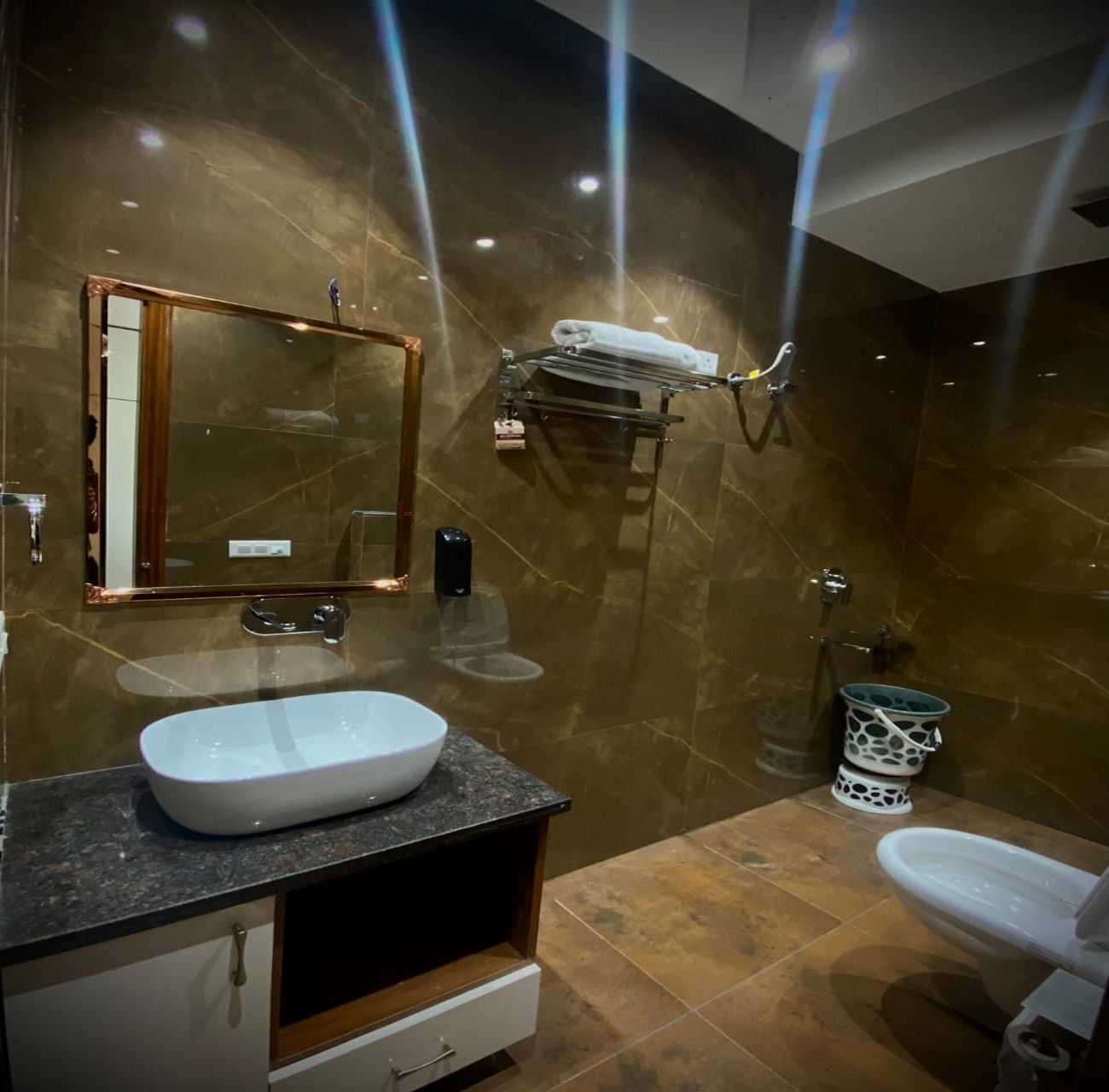 Hotel Heritage Zirakpur - Tap to explore photos