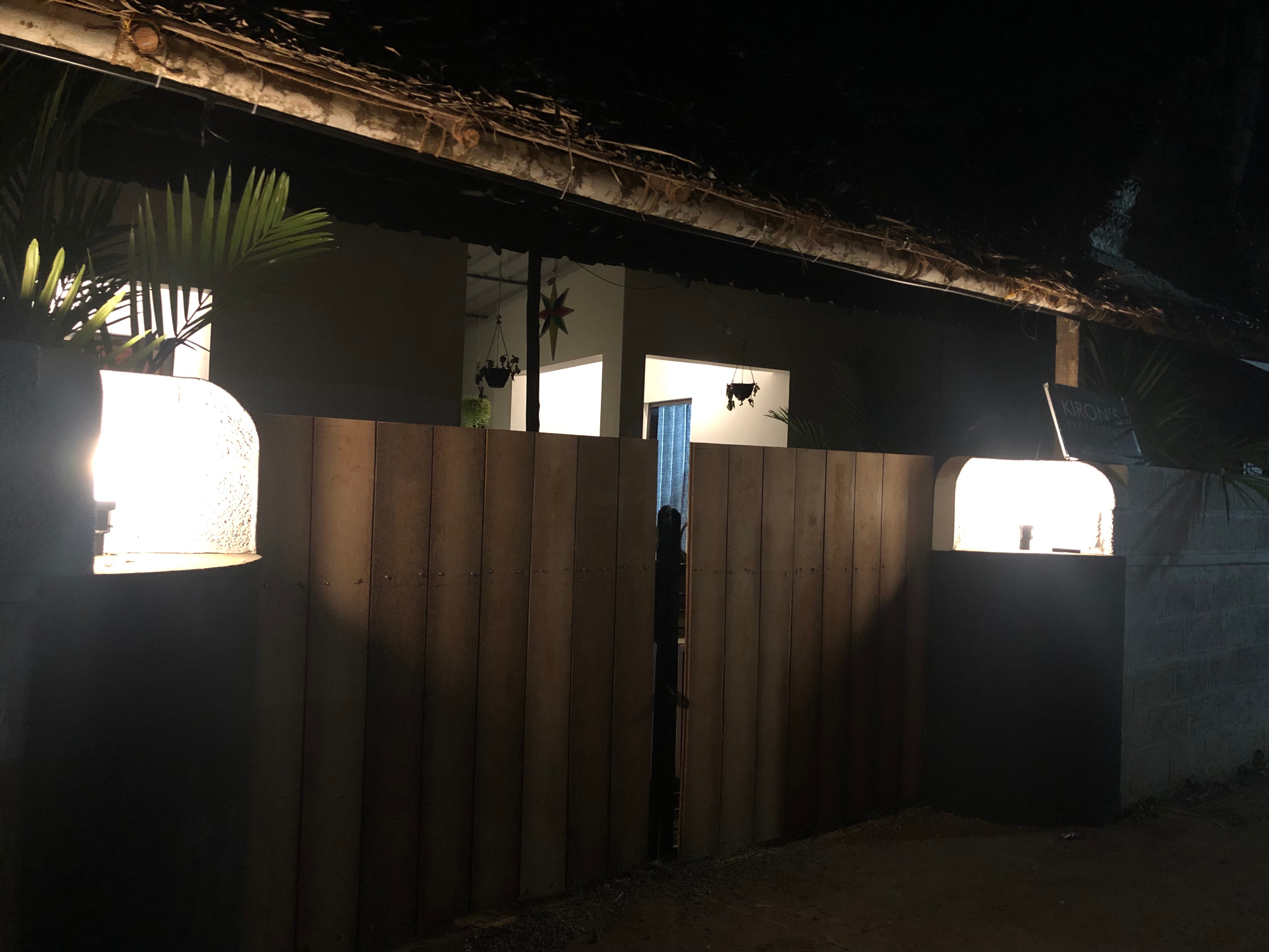 Kiran's Cliff Cottage | 2min walk to Varkala Beach - Tap to explore photos