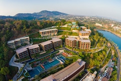 Sunsuri Phuket, Phuket