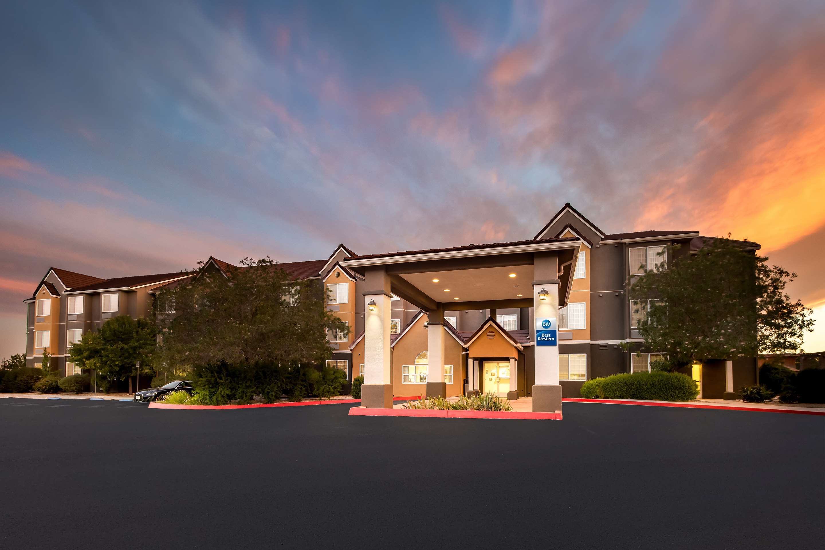 Best Western California City Inn & Suites - Tap to explore photos
