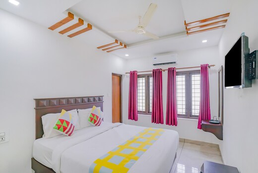 POP HOME 79800 Malabar Plaza