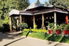 Devangi Athithya Holiday Home by StayApart, Tirthahalli