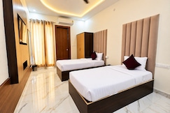 JR GRAND RESORT, Agra