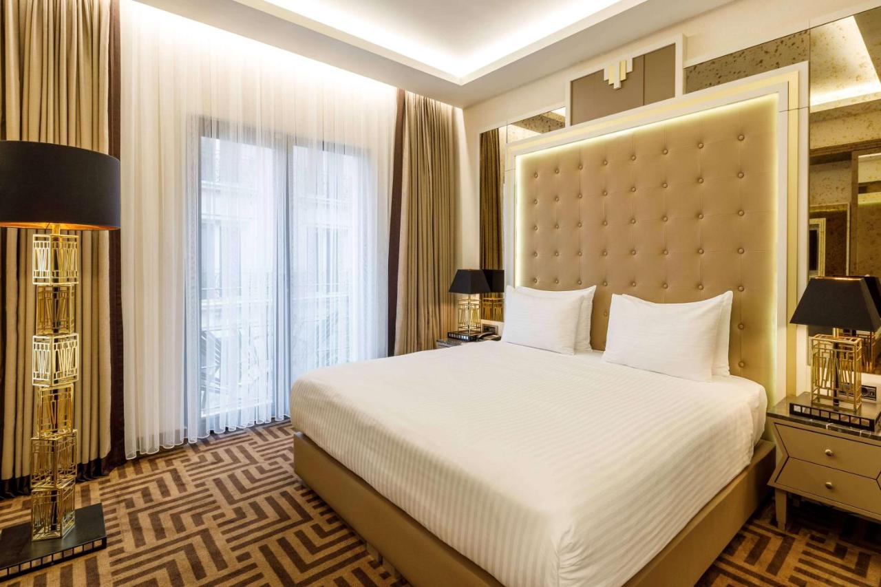 Ramada by Wyndham Istanbul Golden Horn - Tap to explore photos