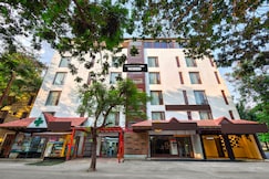 Super Townhouse Oak Hotel Banjara Hill Formerly Prime Stays, Hyderabad