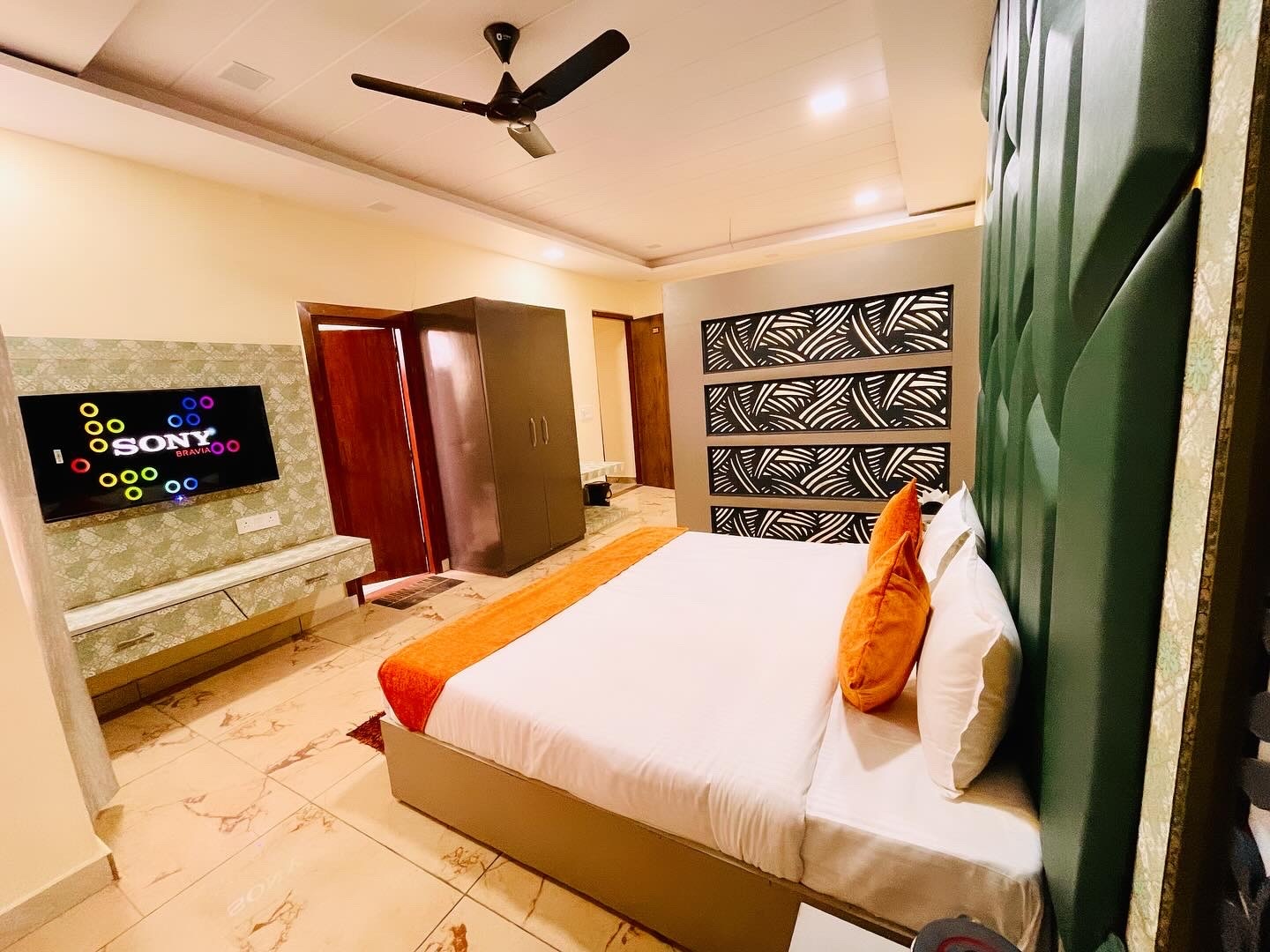 HOTEL UDAY PALACE - Tap to explore photos