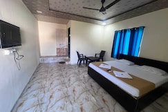 OYO 844214 Samadhan Lodge, Ulhasnagar