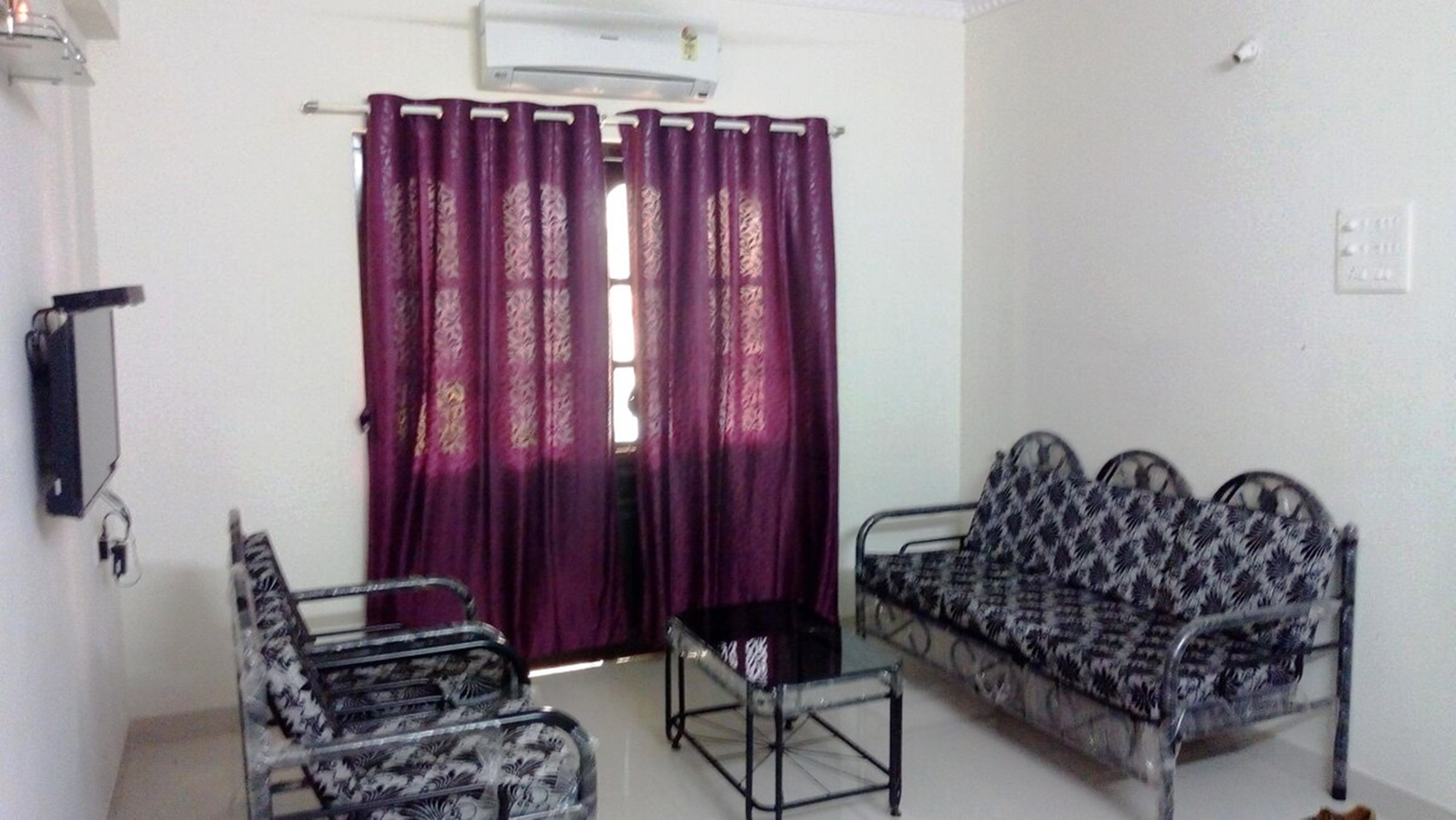 Holiday Home in Candolim - Tap to explore photos